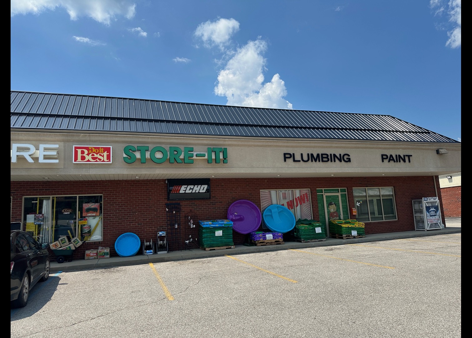 STORE-IT- Winfield: 12546 Winfield Road, Winfield, WV 25213 rezised
